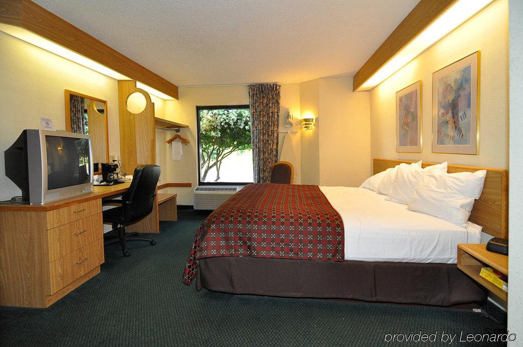 Red Roof Inn Pensacola Fairgrounds חדר תמונה